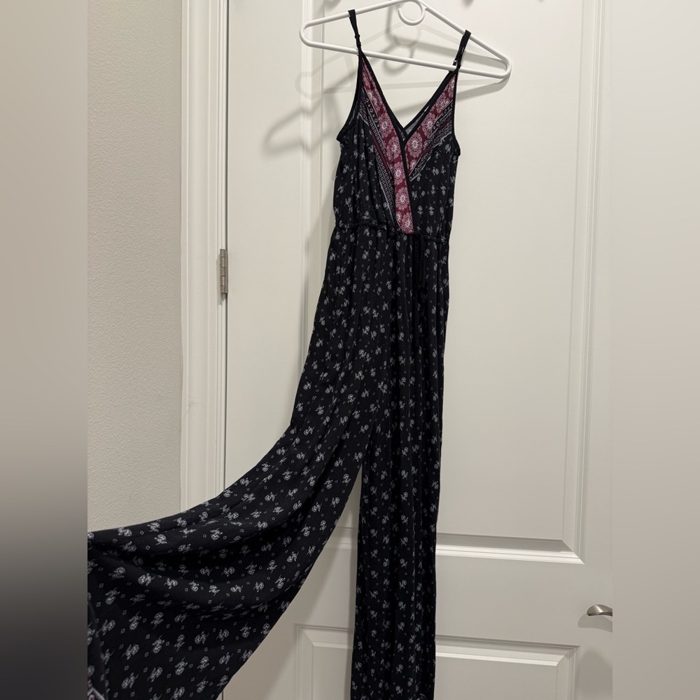 Xhilaration Sleeveless Jumpsuit